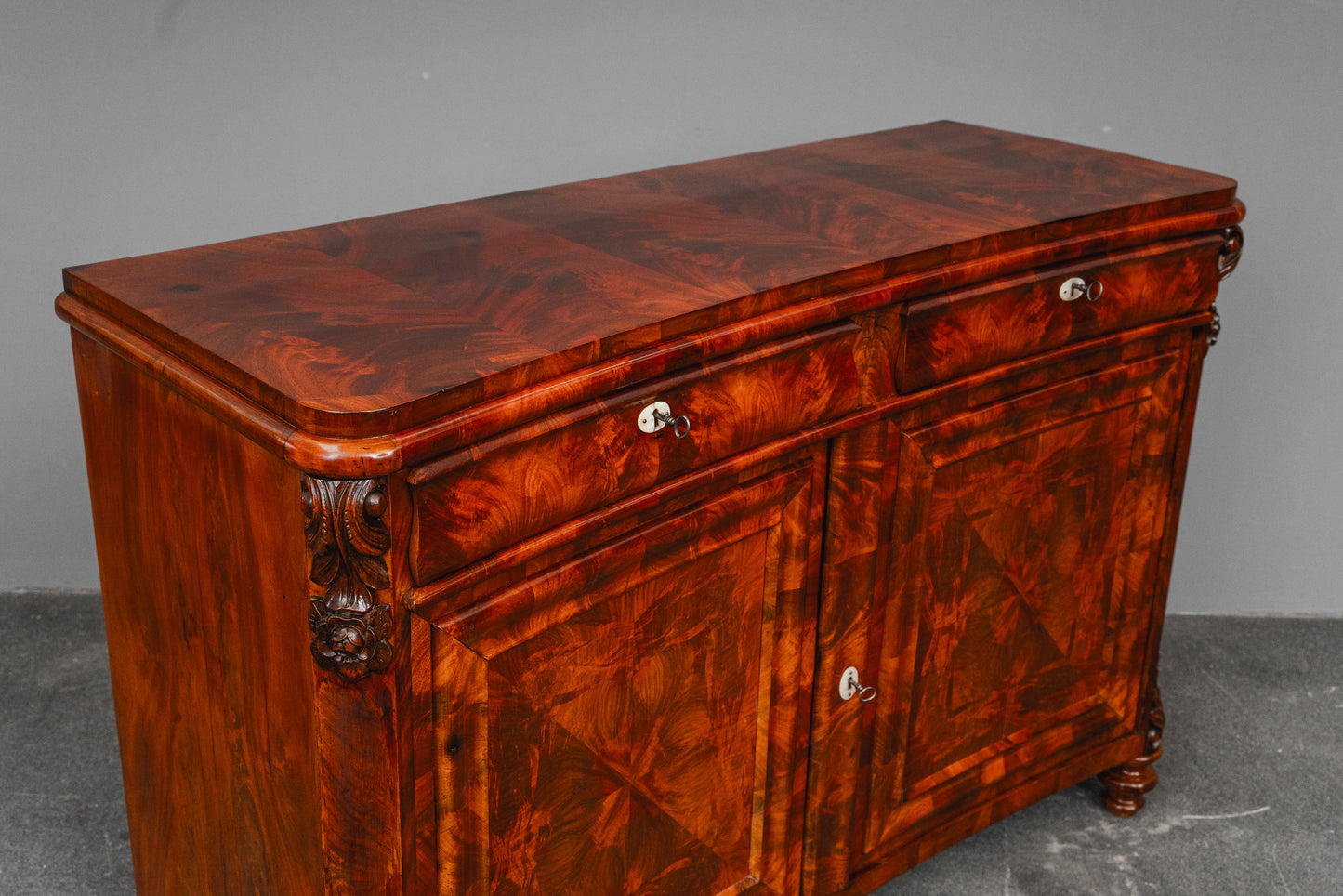 Louis Philippe Anrichte / Sideboard in Mahagoni - Mitte des 19.Jahrhunderts