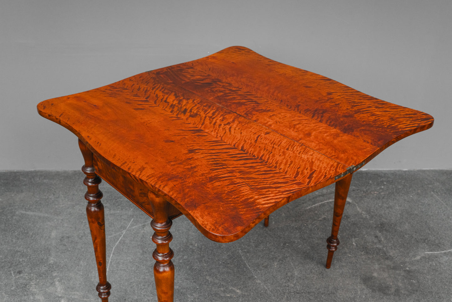 Biedermeier Spieltisch / Konsolentisch