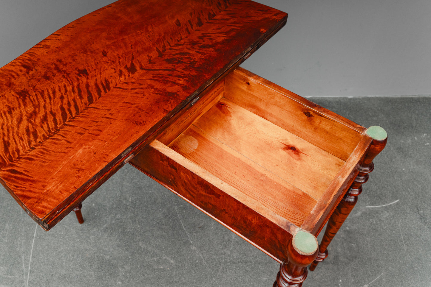 Biedermeier Spieltisch / Konsolentisch
