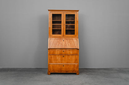 Biedermeier Schrägklappensekretär mit Vitrinenaufsatz in Ulme - 1.Hälfte des 19.Jahrhunderts