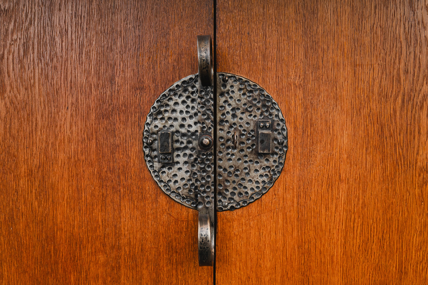Jugendstil Aufsatzschrank in Eiche - Anfang des 20.Jahrhunderts