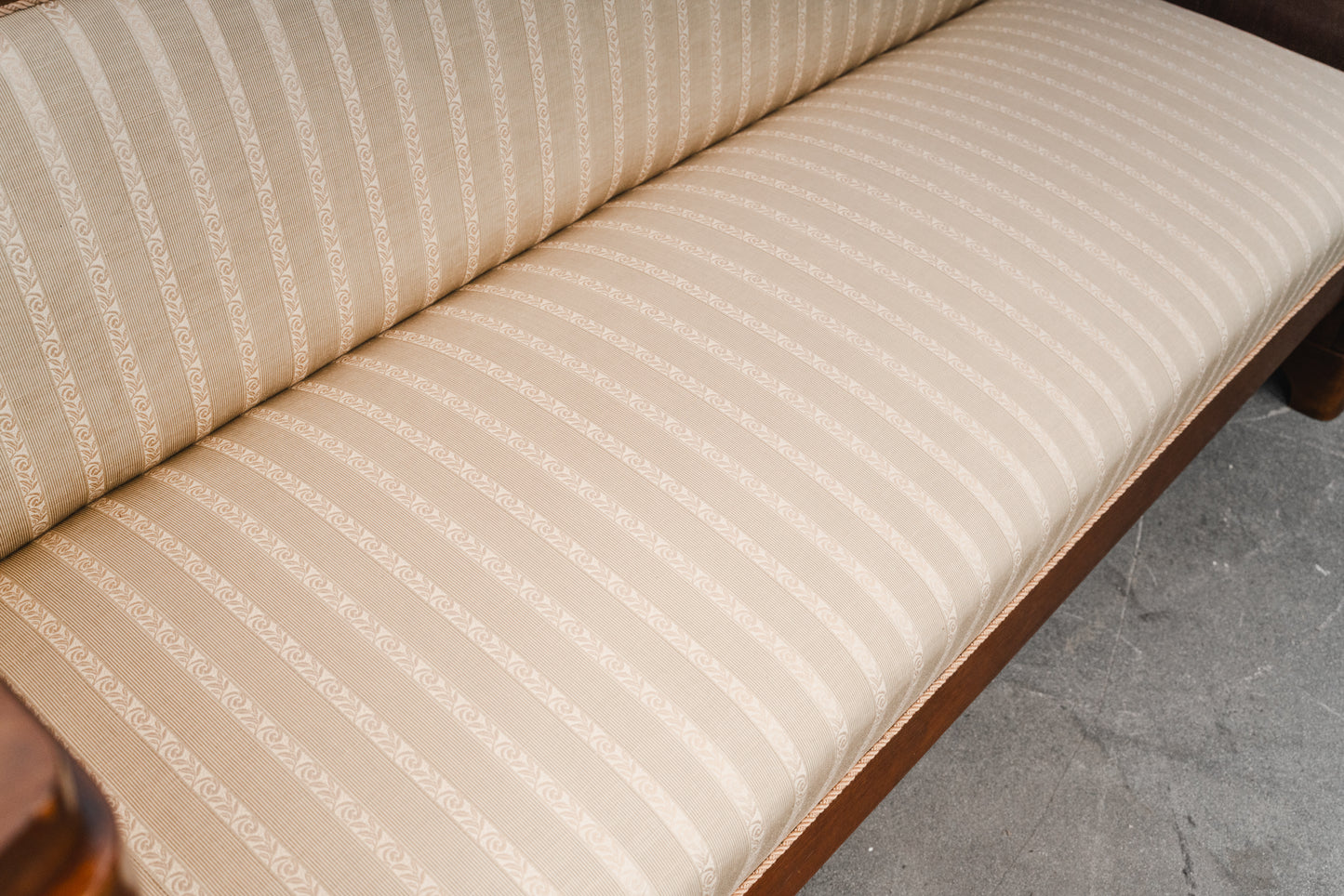 Sofa im Empire Stil in Mahagoni - Anfang des 20.Jahrhunderts