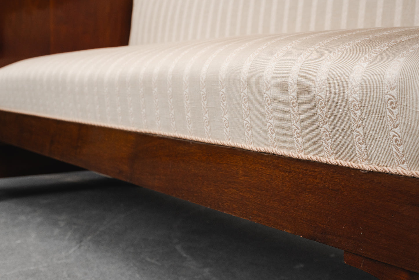Sofa im Empire Stil in Mahagoni - Anfang des 20.Jahrhunderts