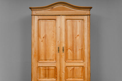 Jugendstil Kleiderschrank in Kiefer - Anfang des 20.Jahrhunderts