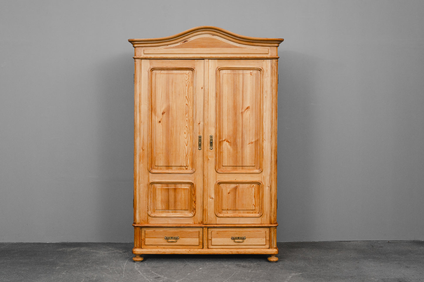Jugendstil Kleiderschrank in Kiefer - Anfang des 20.Jahrhunderts