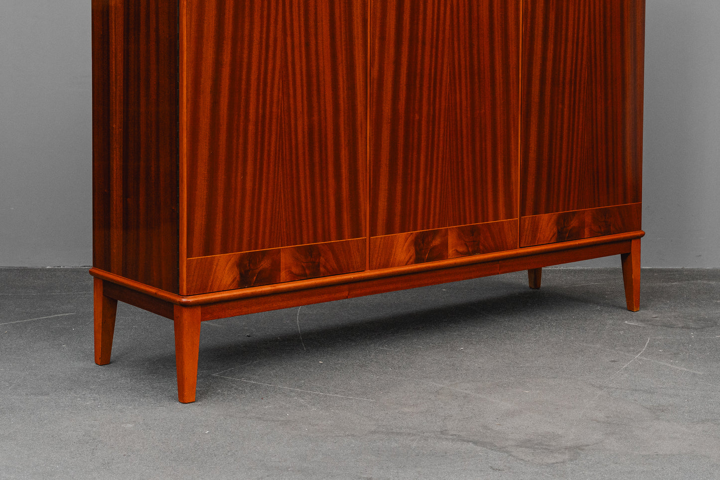 Mid-Century Sideboard in Mahagoni - Mitte des 20.Jahrhunderts