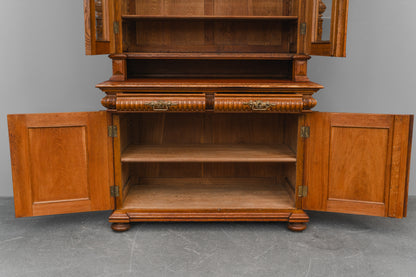 Gründerzeit Bücherschrank in Eiche - 2.Hälfte des 19.Jahrhunderts