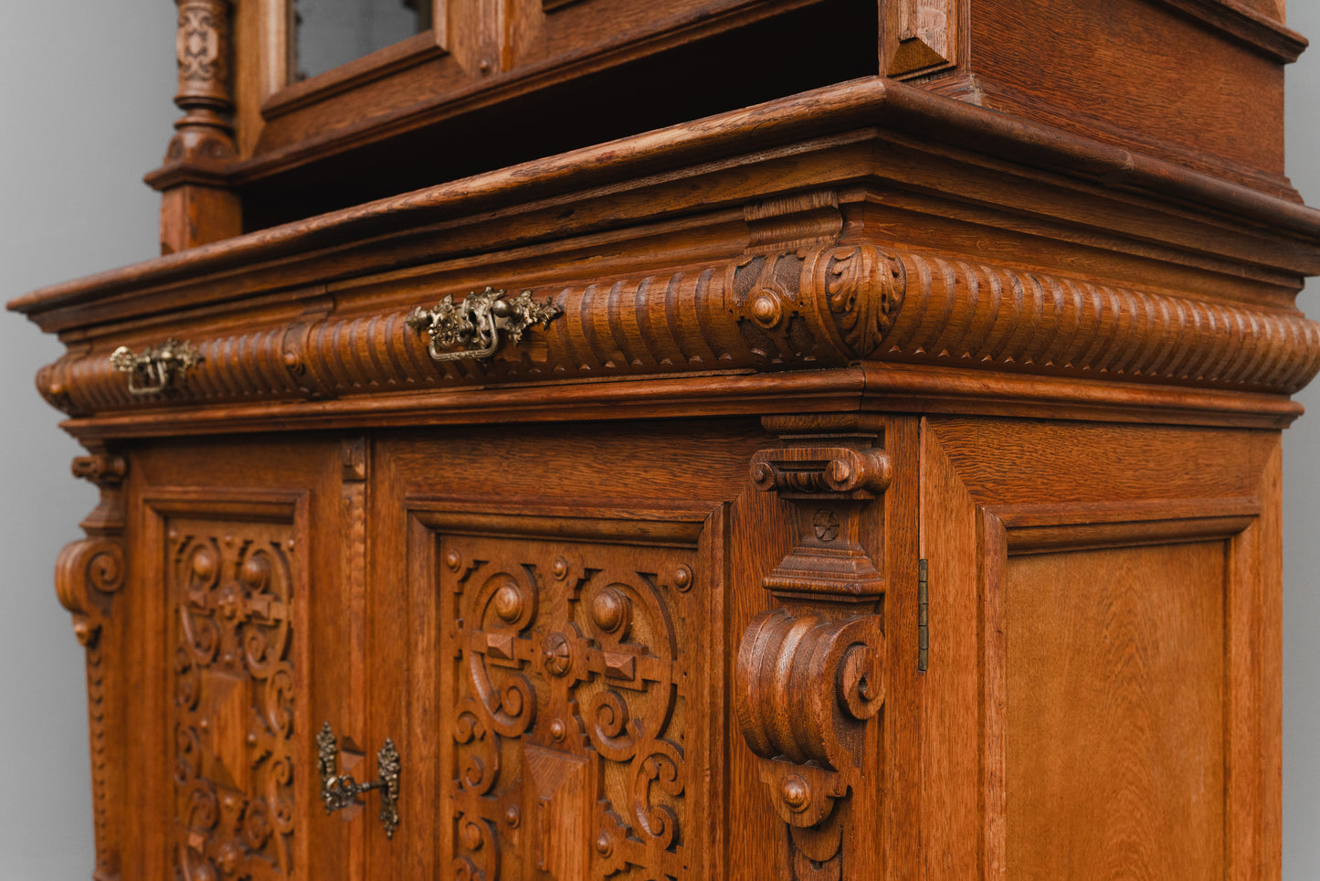 Gründerzeit Bücherschrank in Eiche - 2.Hälfte des 19.Jahrhunderts