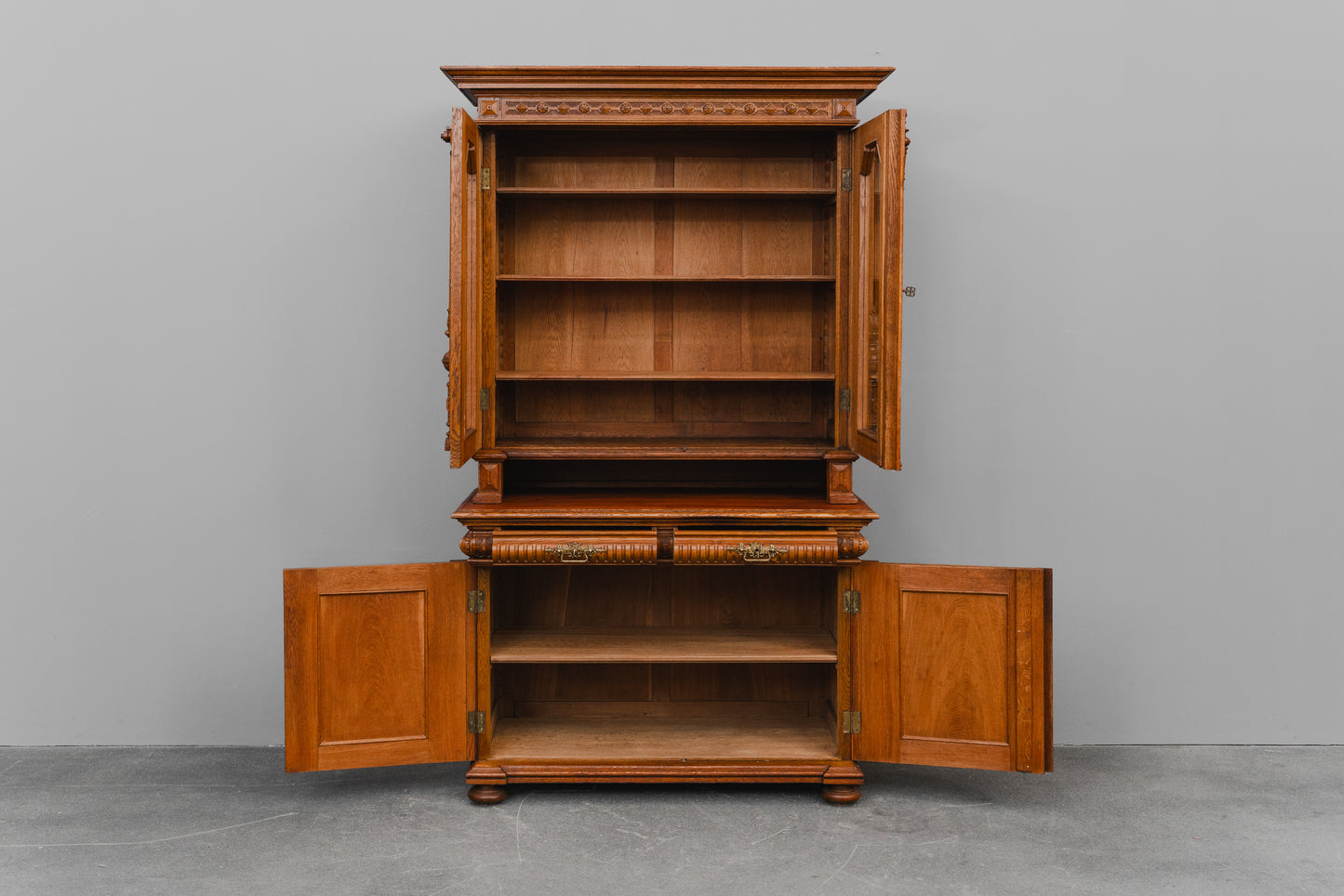 Gründerzeit Bücherschrank in Eiche - 2.Hälfte des 19.Jahrhunderts
