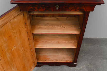 Biedermeier Vertiko in Mahagoni - 1.Hälfte des 19.Jahrhunderts