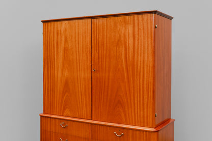 Mid-Century Highboard in Mahagoni - Mitte des 20.Jahrhunderts