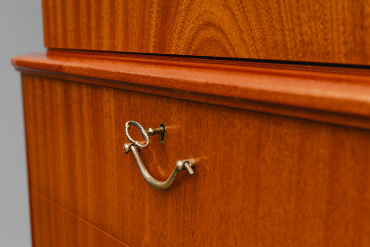 Mid-Century Highboard in Mahagoni - Mitte des 20.Jahrhunderts