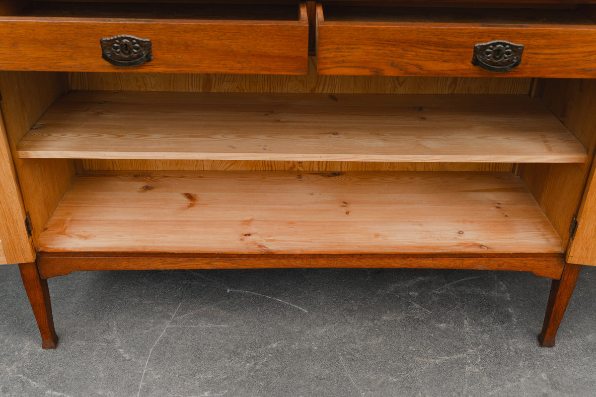 Jugendstil Sideboard / Anrichte in Eiche - Anfang des 20.Jahrhunderts