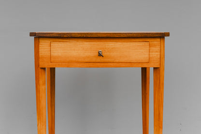 Nähtisch im Biedermeier Stil in Esche - 1.Hälfte des 20.Jahrhunderts