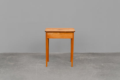 Nähtisch im Biedermeier Stil in Esche - 1.Hälfte des 20.Jahrhunderts