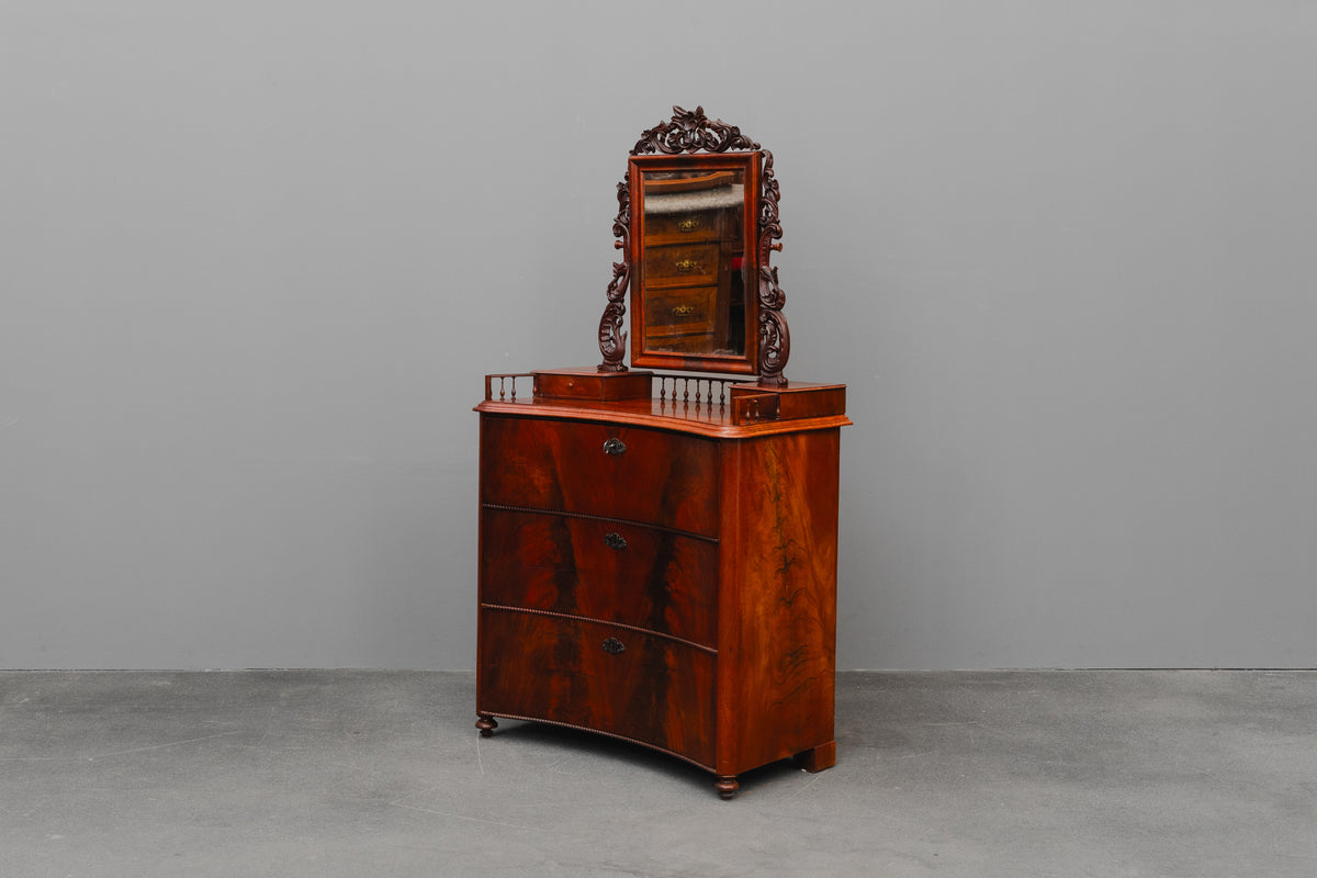 Biedermeier/Louis Philippe Spiegelkommode in Mahagoni - Mitte des 19.Jahrhunderts