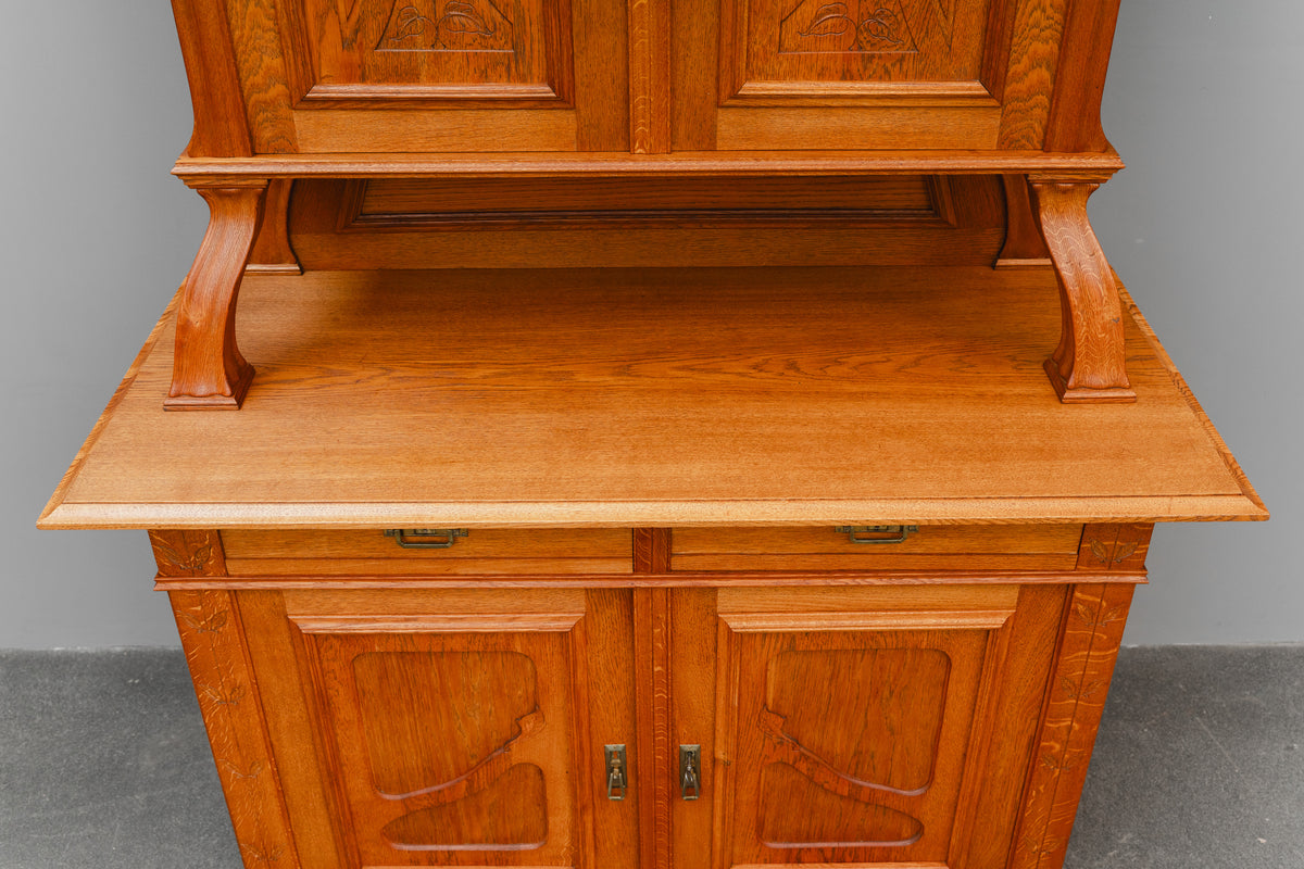 Jugendstil Buffetschrank in Eiche - Anfang des 20.Jahrhunderts