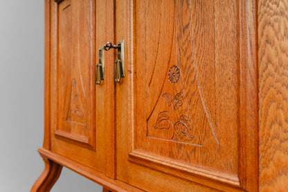 Jugendstil Buffetschrank in Eiche - Anfang des 20.Jahrhunderts