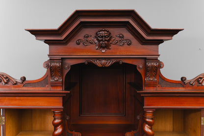 Gründerzeit Buffetschrank in Nussbaum - Ende des 19.Jahrhunderts