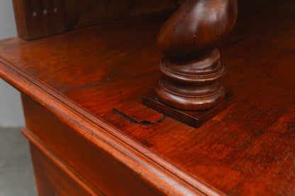 Gründerzeit Buffetschrank in Nussbaum - Ende des 19.Jahrhunderts