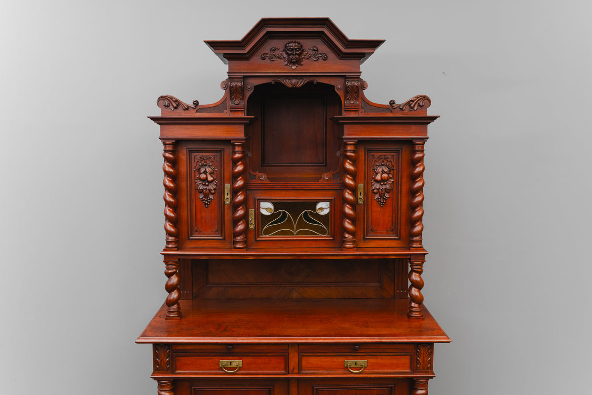 Gründerzeit Buffetschrank in Nussbaum - Ende des 19.Jahrhunderts