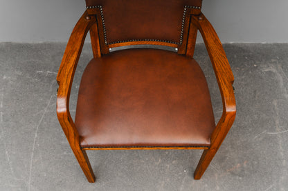 4er Set Friseurstühle / Armlehnenstühle in Eiche - vermutl. 1920er/1930er Jahre