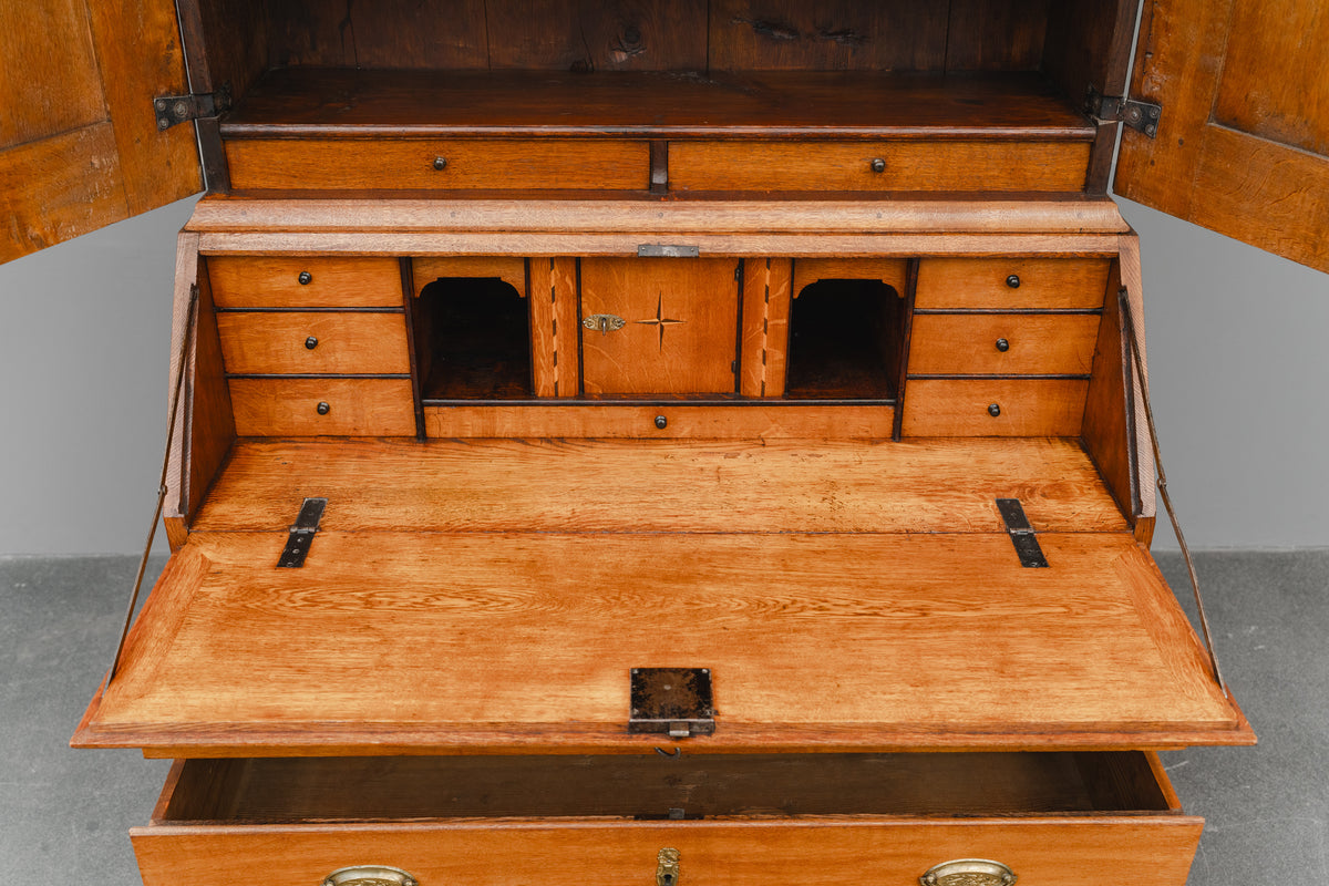 Schrägklappen-Aufsatzsekretär im Biedermeier/Barock Stil - erste Hälfte des 19.Jahrhunderts