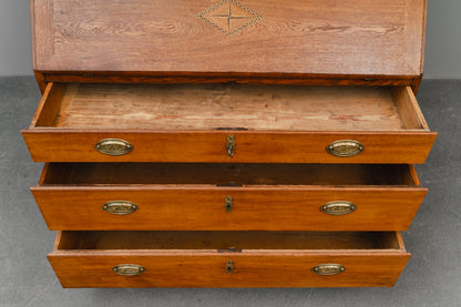 Schrägklappen-Aufsatzsekretär im Biedermeier/Barock Stil - erste Hälfte des 19.Jahrhunderts