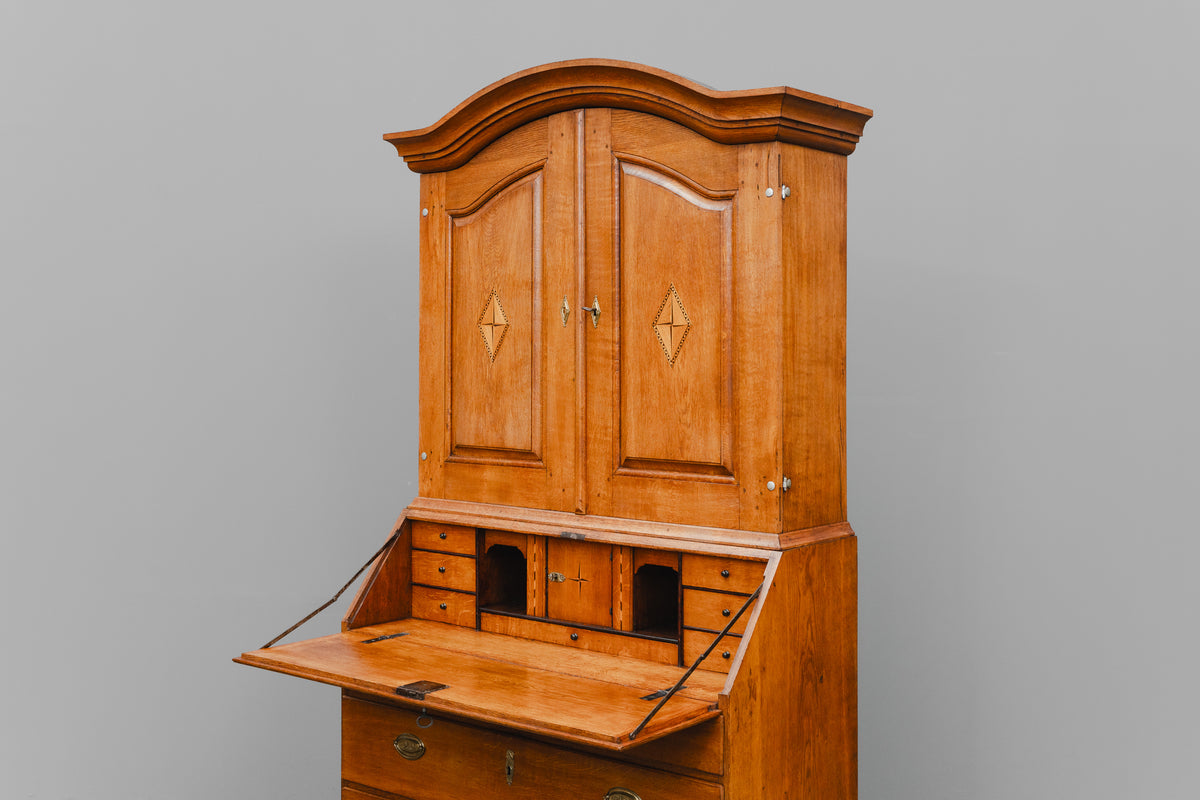 Schrägklappen-Aufsatzsekretär im Biedermeier/Barock Stil - erste Hälfte des 19.Jahrhunderts