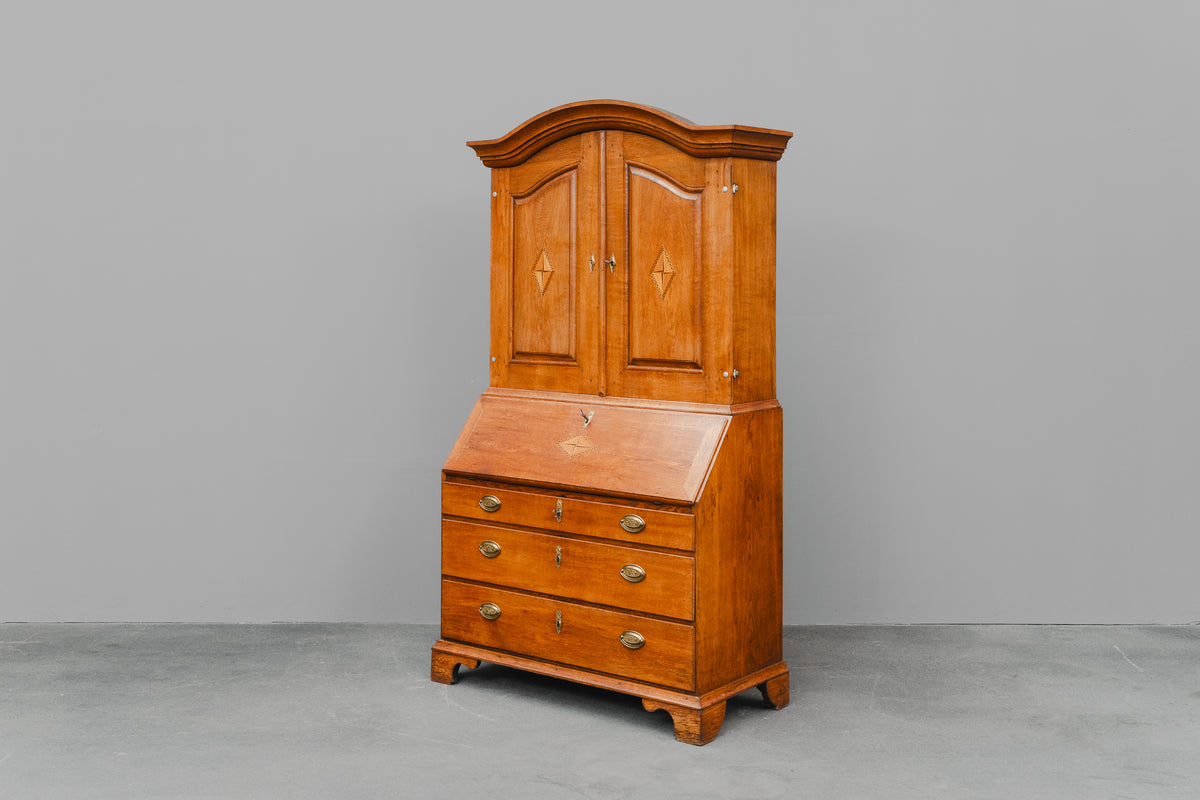 Schrägklappen-Aufsatzsekretär im Biedermeier/Barock Stil - erste Hälfte des 19.Jahrhunderts