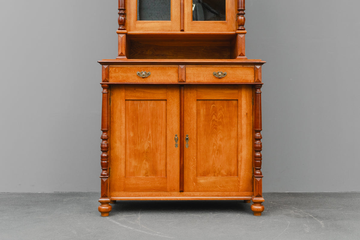 Gründerzeit Buffetschrank in Eiche - Ende des 19.Jahrhunderts
