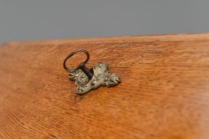 Biedermeier Schrägklappen-Sekretär in Eiche - erste Hälfte des 19.Jahrhunderts