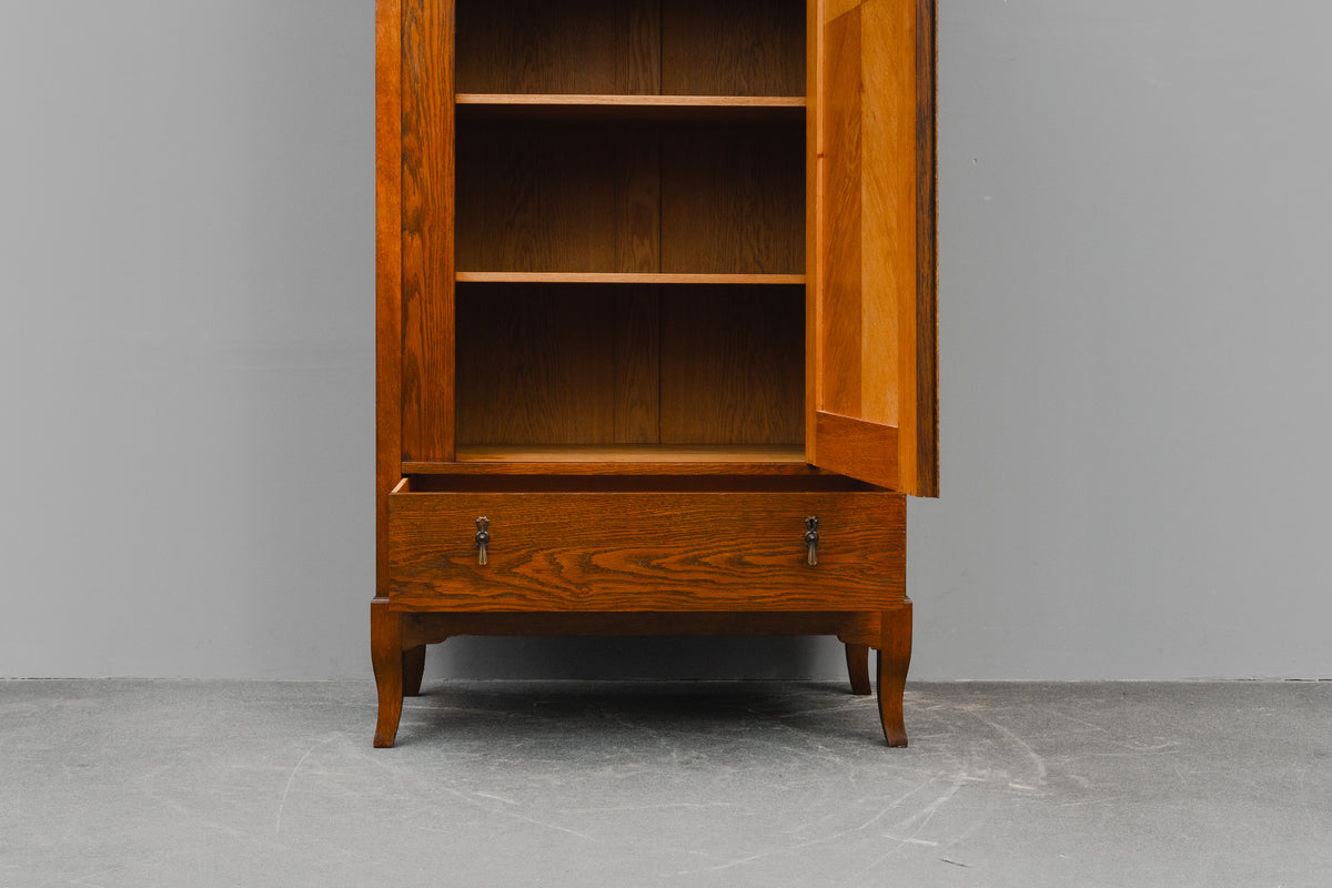 Jugendstil Wäscheschrank in Eiche - Anfang des 20.Jahrhunderts