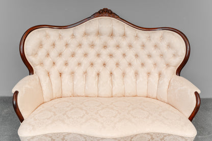 Zweisitzer Sofa im Antik Stil - zweite Hälfte des 20.Jahrhunderts
