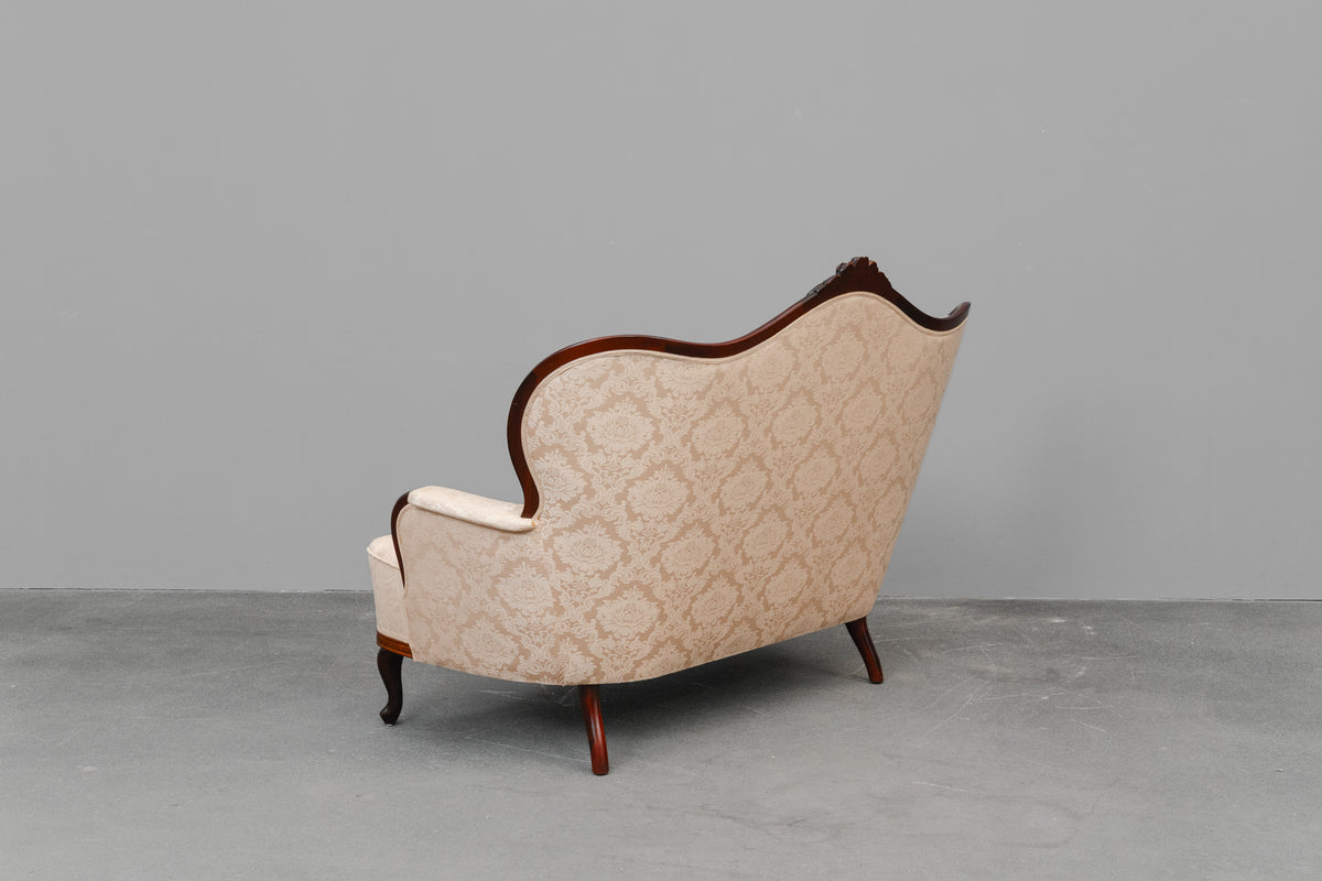 Zweisitzer Sofa im Antik Stil - zweite Hälfte des 20.Jahrhunderts