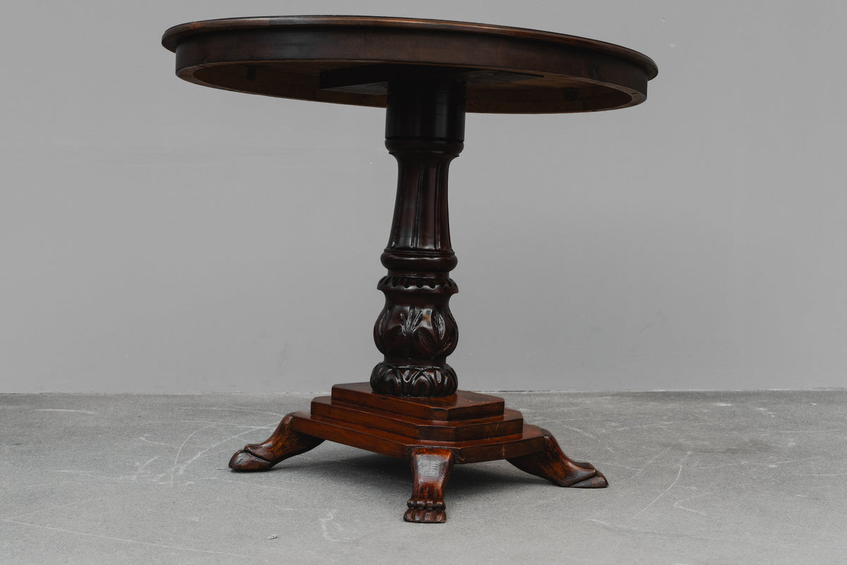 Salontisch im Biedermeier Stil in Mahagoni - zweite Hälfte des 20.Jahrhunderts
