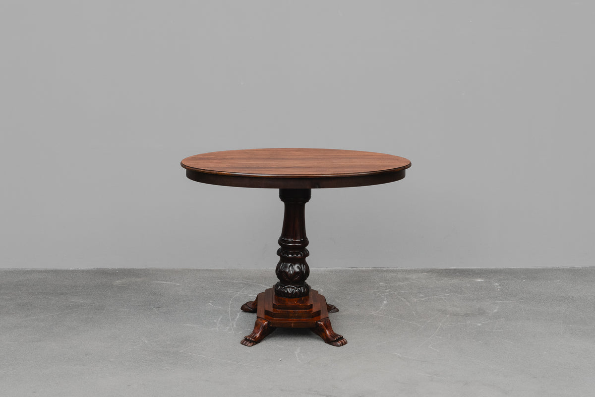 Salontisch im Biedermeier Stil in Mahagoni - zweite Hälfte des 20.Jahrhunderts