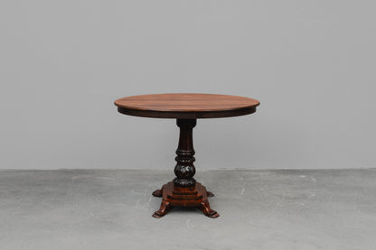 Salontisch im Biedermeier Stil in Mahagoni - zweite Hälfte des 20.Jahrhunderts