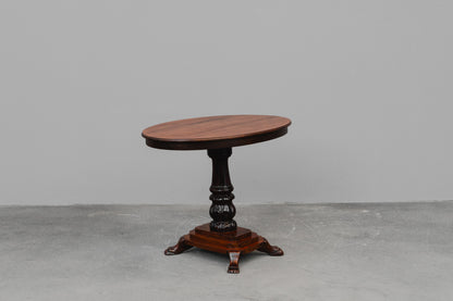 Salontisch im Biedermeier Stil in Mahagoni - zweite Hälfte des 20.Jahrhunderts