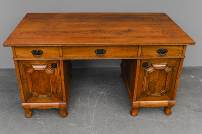 Jugendstil Schreibtisch in Eiche - Anfang des 20.Jahrhunderts