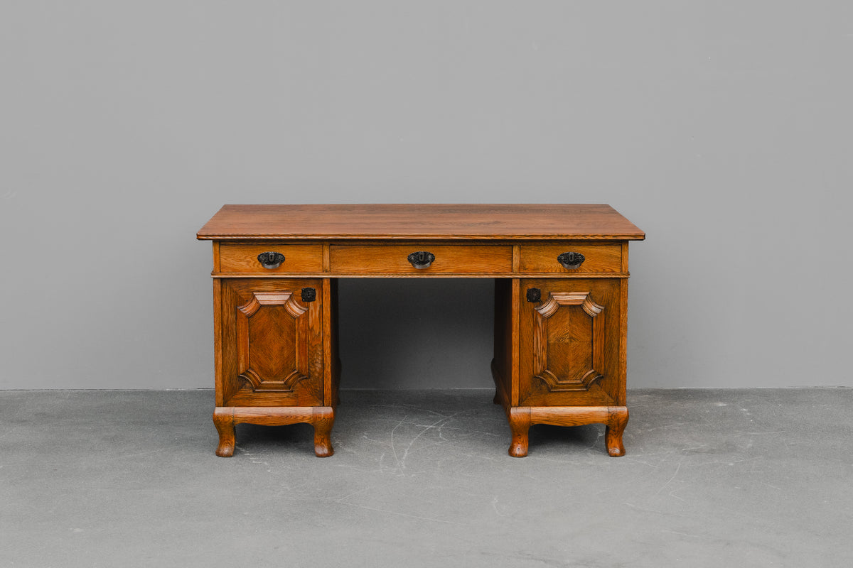 Jugendstil Schreibtisch in Eiche - Anfang des 20.Jahrhunderts