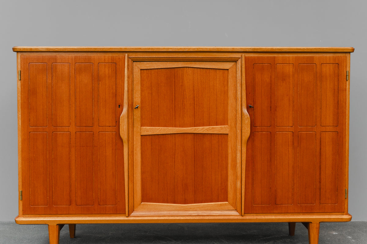 Mid-Century Highboard in Teak & Eiche - Mitte des 20.Jahrhunderts