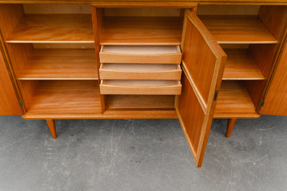 Mid-Century Highboard in Teak & Eiche - Mitte des 20.Jahrhunderts