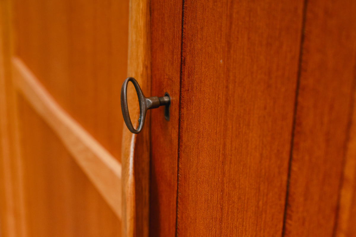 Mid-Century Highboard in Teak & Eiche - Mitte des 20.Jahrhunderts