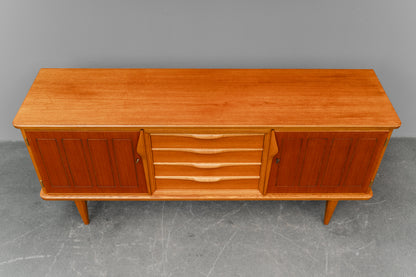 Mid-Century Sideboard in Teak - Mitte des 20.Jahrhunderts