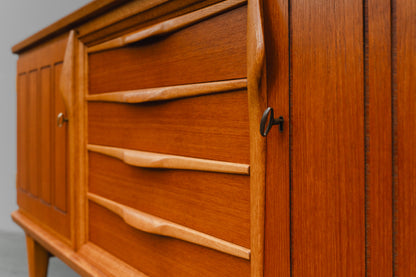 Mid-Century Sideboard in Teak - Mitte des 20.Jahrhunderts