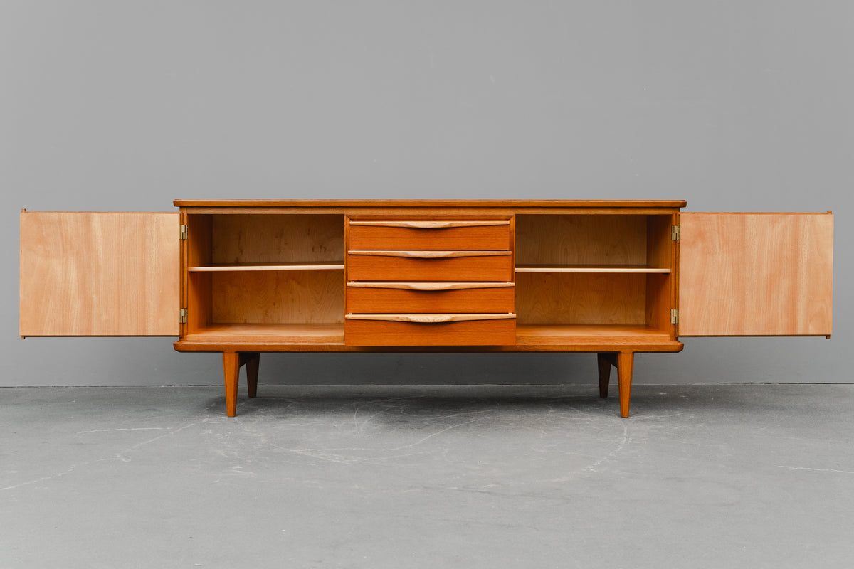 Mid-Century Sideboard in Teak - Mitte des 20.Jahrhunderts