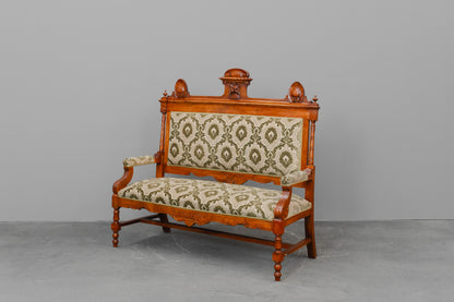 Gründerzeit Sofa / Bank in Nussbaum - zweite Hälfte des 19.Jahrhunderts