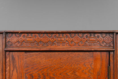 Garderobenschrank / Kleiderschrank im Englischen Stil - um 1900