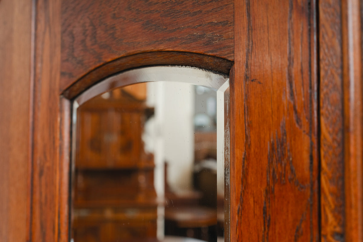 Garderobenschrank / Kleiderschrank im Englischen Stil - um 1900
